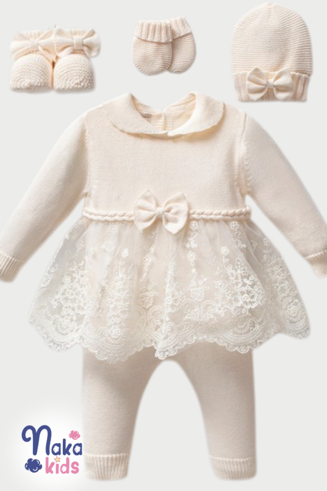 Dantelli Tüllü 10’lu Kız Bebek Hastane Çıkış Seti – Krem