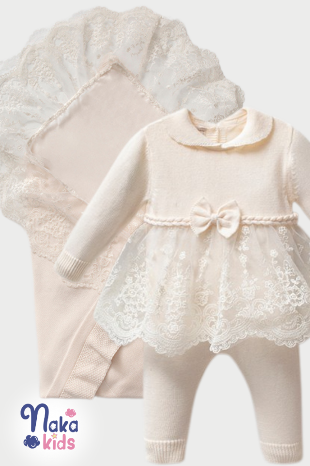 Dantelli Tüllü 10’lu Kız Bebek Hastane Çıkış Seti – Krem