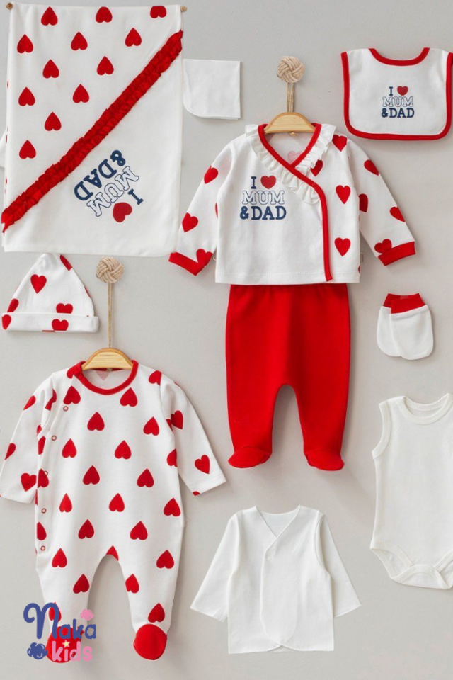 I Love Mum and Dad'' Yazılı Kırmızı Kalpli Kız Bebek Hastane Çıkış Seti - 10 Parça