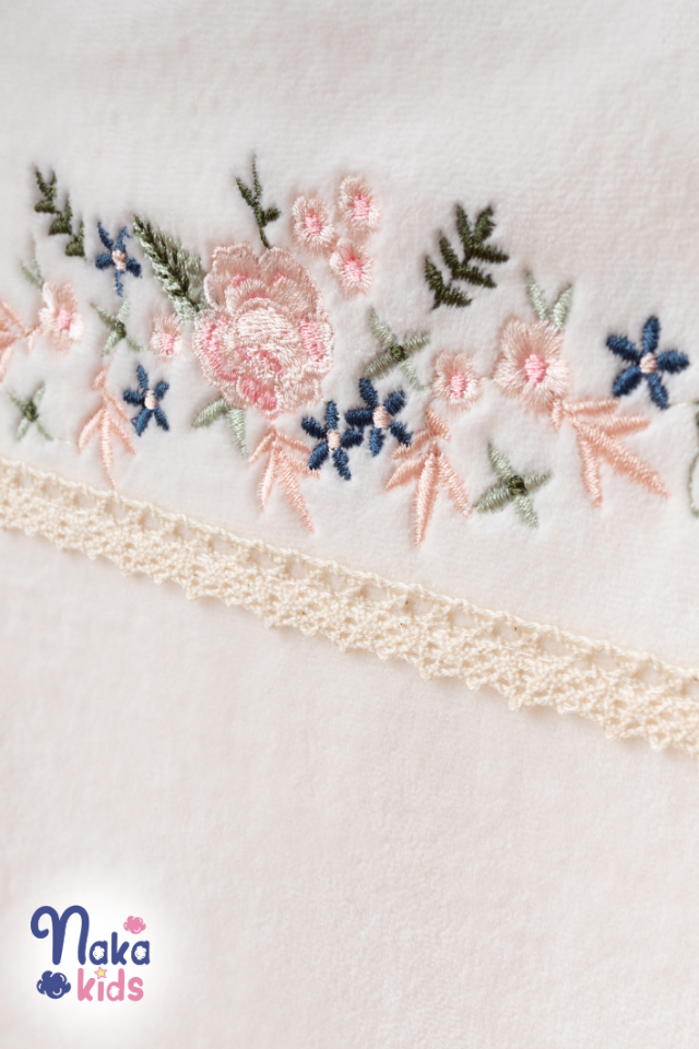 Kadife Sıralıçiçek 5 Parça Kız Bebek Hastane Çıkış Seti- Ekru