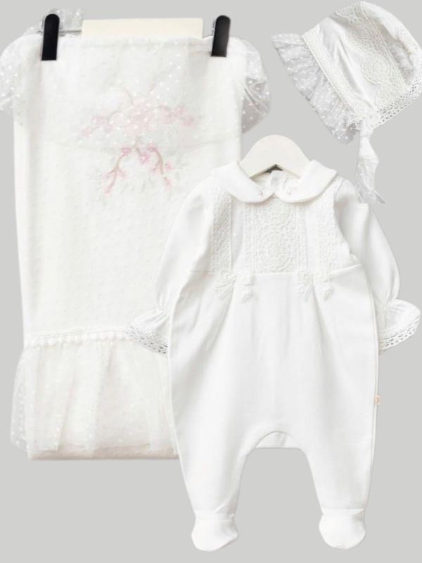Celeste Pearl Kız Bebek Hastane Çıkış Seti- 4 Parça Beyaz