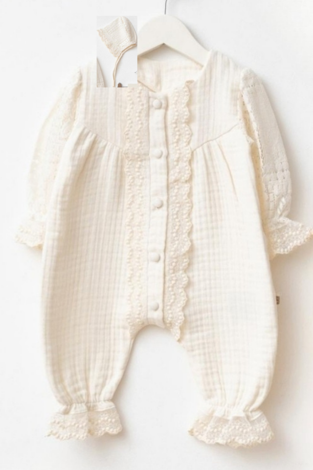 Nahla Lace Kız Bebek Yenidoğan Müslin Dantel Detaylı Kutulu -3 Parça