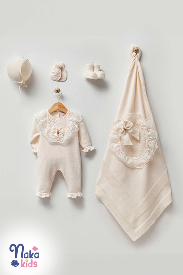 Organik Dantelli 5 li Kız Bebek Hastane Çıkış Seti-Krem