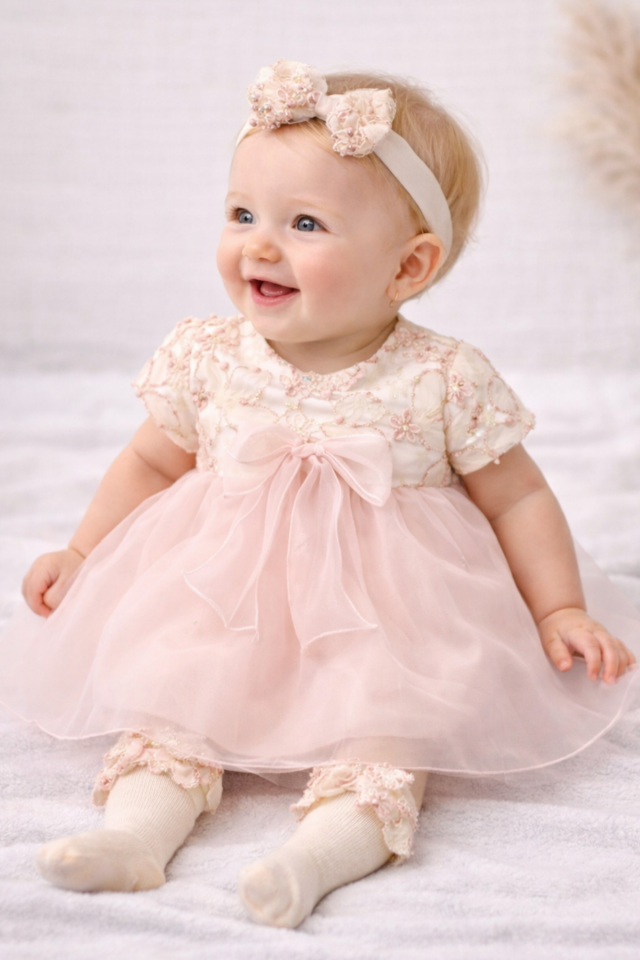 Aurelia Blush Couture Kız Bebek Tül Elbise Seti 4 Parça – Prenses Özel Gün / Doğum Günü / Mevlid Elbisesi (3-6 Ay)