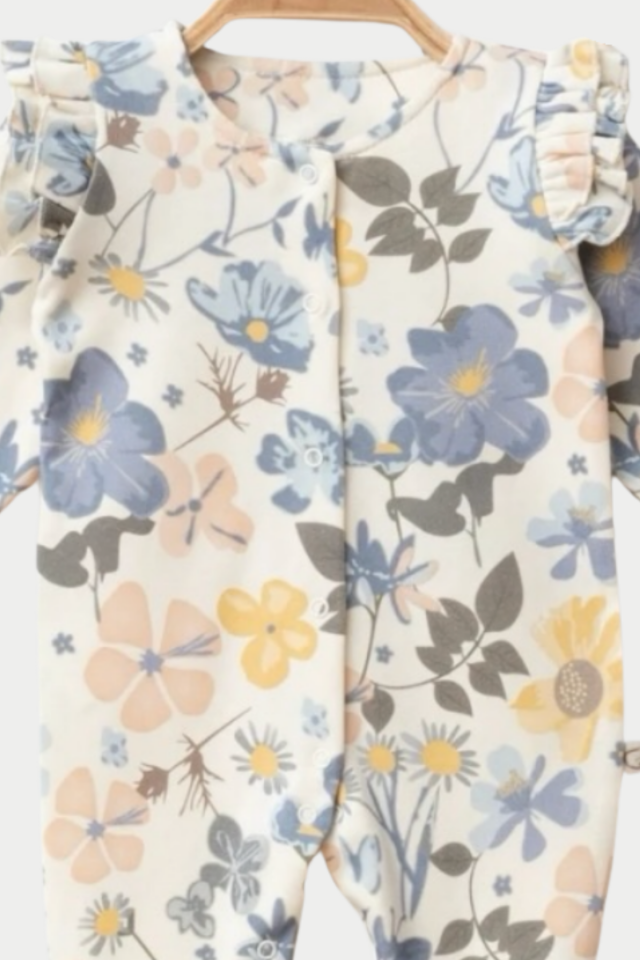 Flowers Yenidoğan Bebek Hastane Çıkışı Seti-Pamuk Tulum ,Müslin Battaniye, Bone-3 Parça