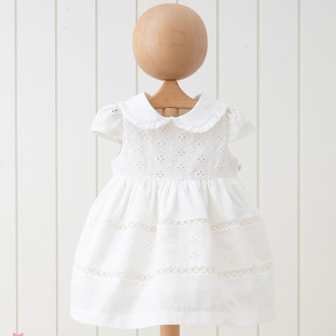 Badem Brodeli Şirin Kız Bebek Elbisesi 9 ay