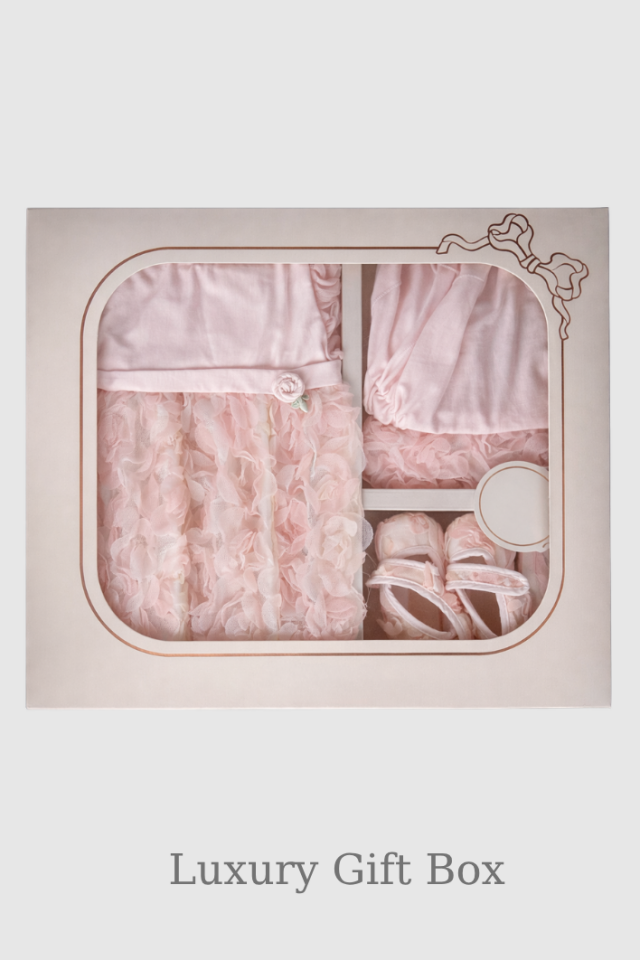 Kız Bebek Özel Gün Elbisesi 3 Boyutlu Gül Tül Detaylı Set