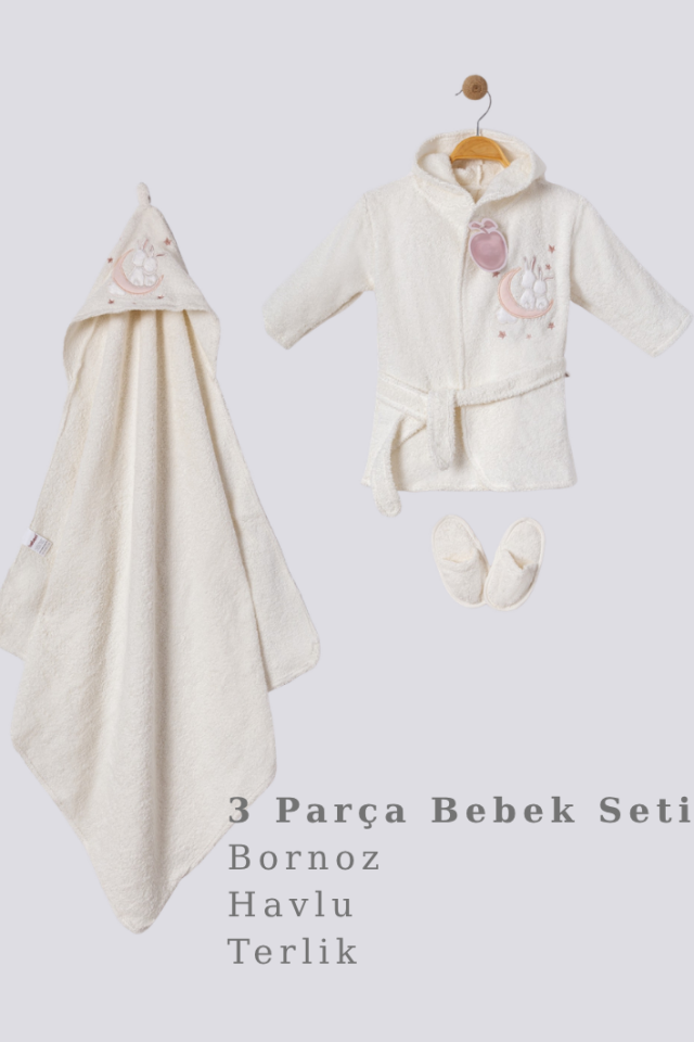 Tavşan Nakışlı Kapüşonlu Bebek Bornoz Seti- 3 Parça- Özel Kutulu