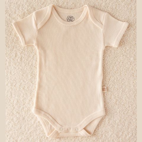 Krem Rüyası Kısa Kollu Bebek Zıbın 6-9 ay