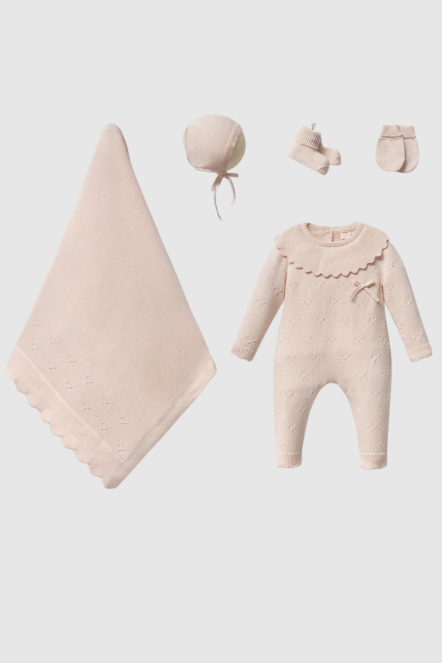 Kalp Triko 5 Parça Kız Bebek Hastane Çıkış Seti – 5 Parça