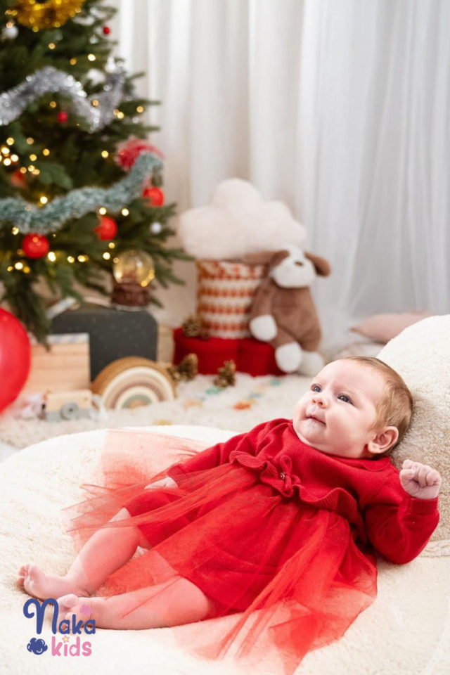 Yıldız Triko Kız Bebek Elbisesi