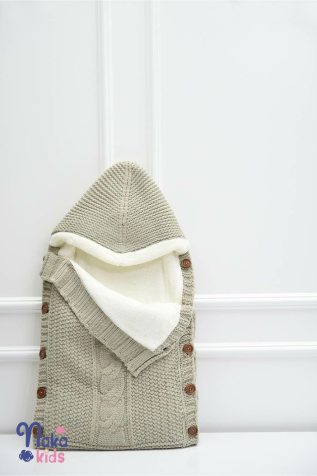 Saç Örgülü Anakucağı Taş