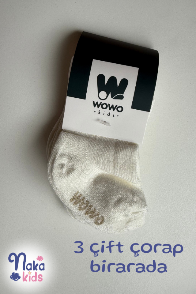 Beyaz Çorap-Saf, Yumuşak ve Her Kombine Uyumlu