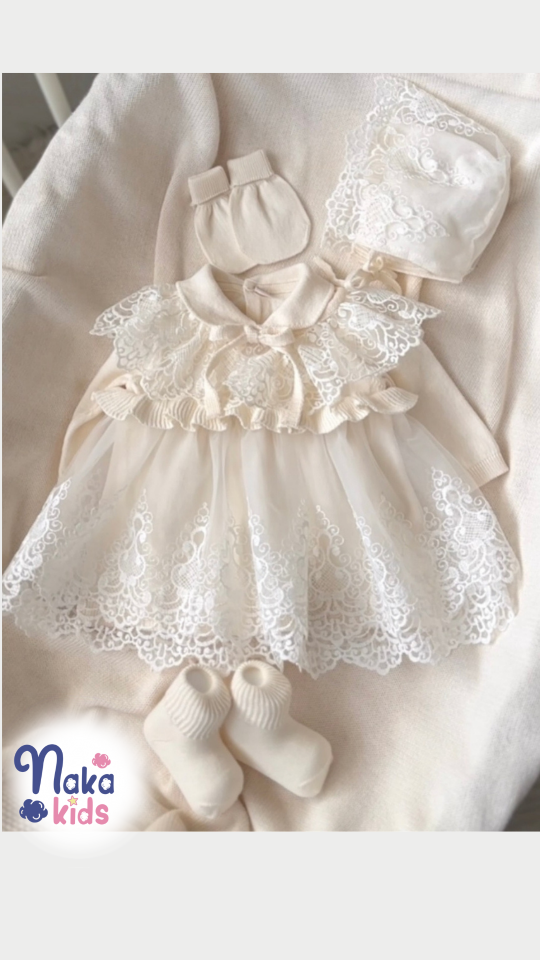 İlk Gülüş – Dantelli Triko 5 Parça  Kız Bebek Hastane Çıkış- Mevlid Set